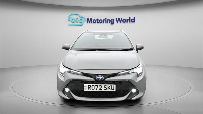 Used Toyota Corolla 122 HP (89 kW) 2022 Grey Estate