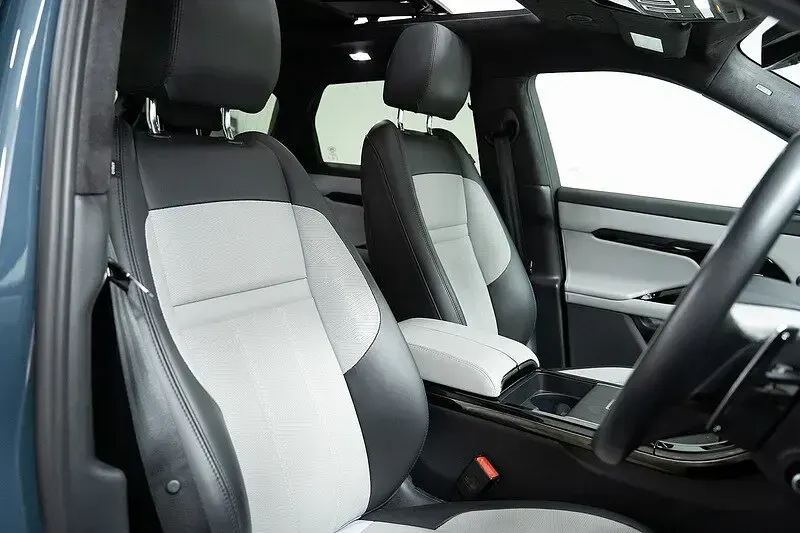 Used Land Rover Range Rover evoque Autobiography 309 HP (227 kW) 2024 Blue SUV