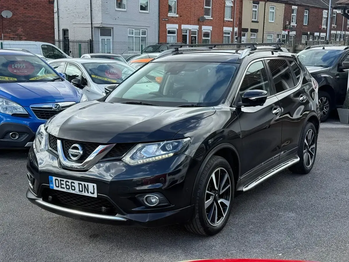 Used Nissan X-Trail Tekna 163 HP (119 kW) 2016 Black SUV