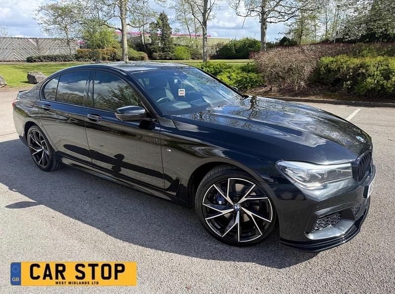 Begagnad BMW 740 M Sport 320 HK (235 kW) 2017 Svart Sedan