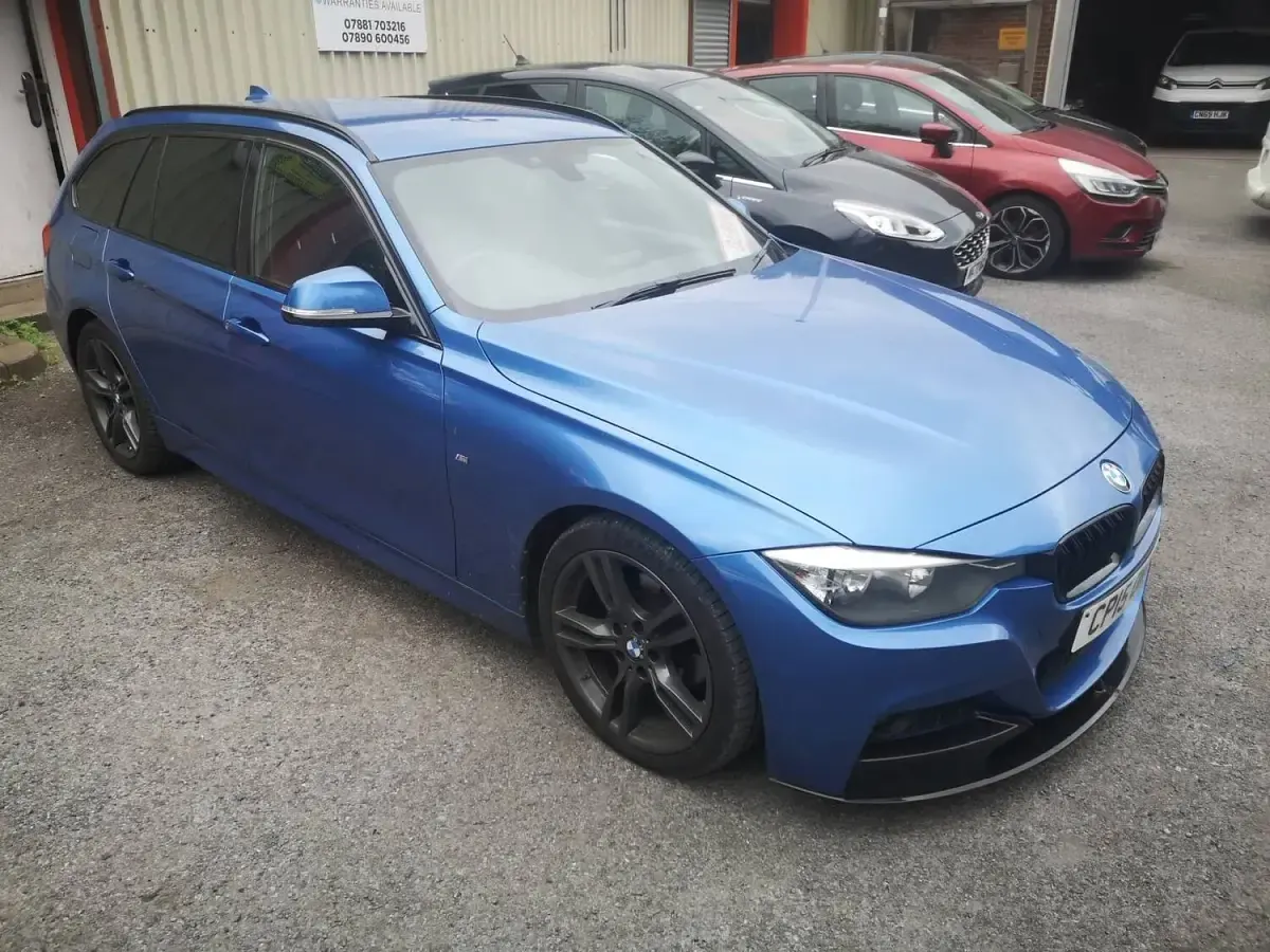 Used BMW 318 M Sport 140 HP (102 kW) 2015 Blue Estate