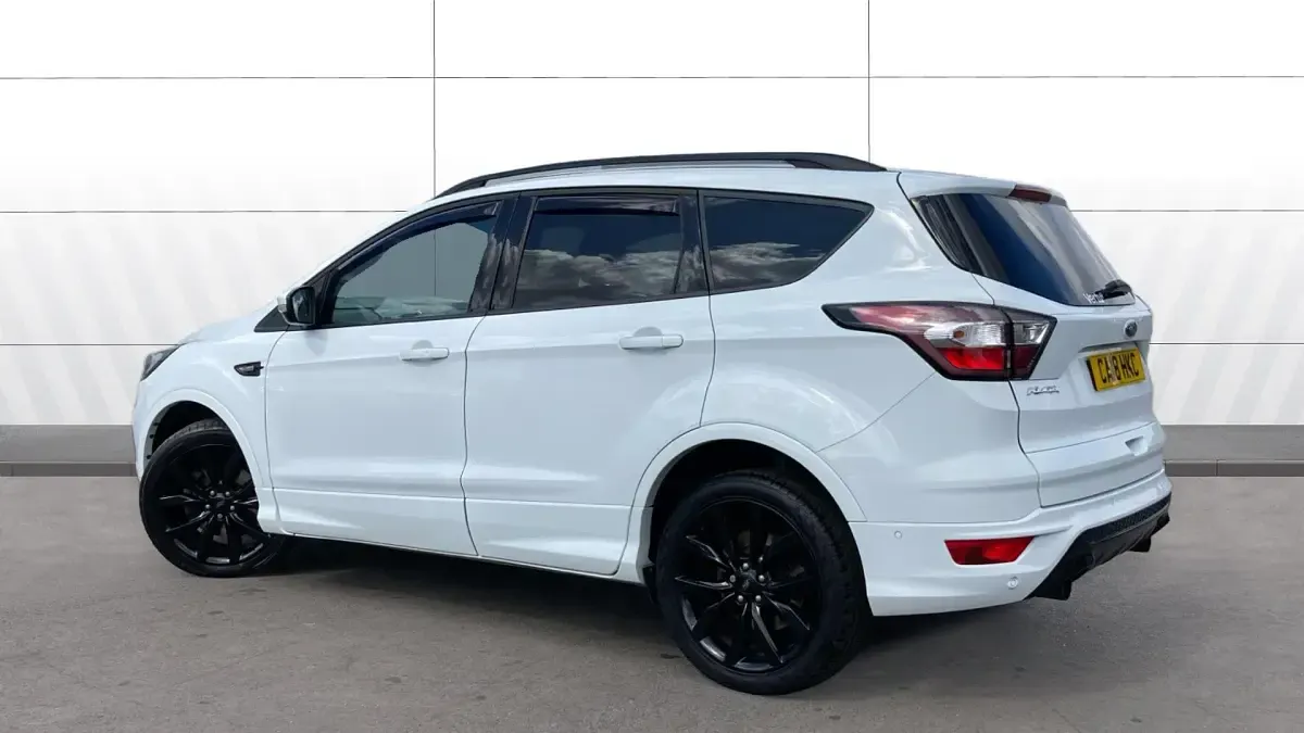 Used Ford Kuga ST-Line X 120 HP (88 kW) 2018 White SUV