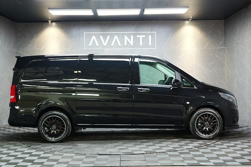 Used Mercedes Vito Progressive 136 HP (100 kW) 2019 Black Van