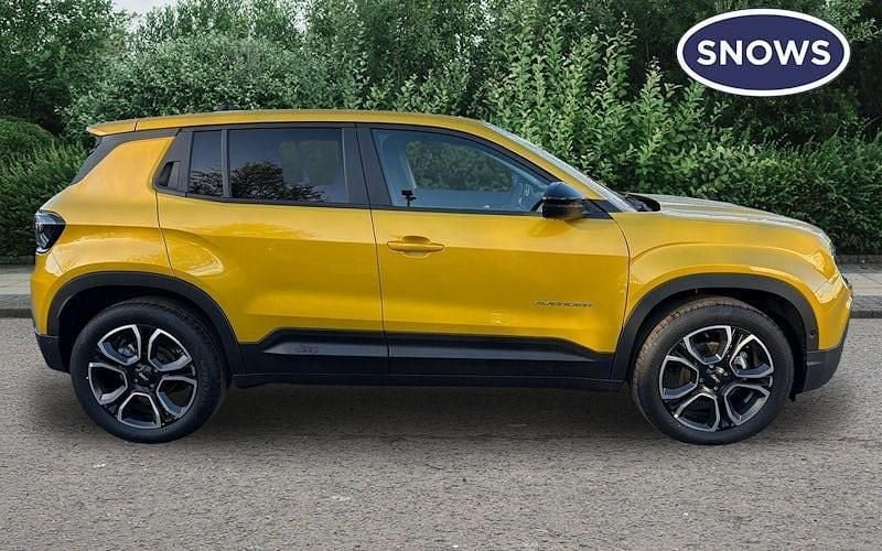 New Jeep Avenger Summit 101 HP (74 kW) 2025 SUV