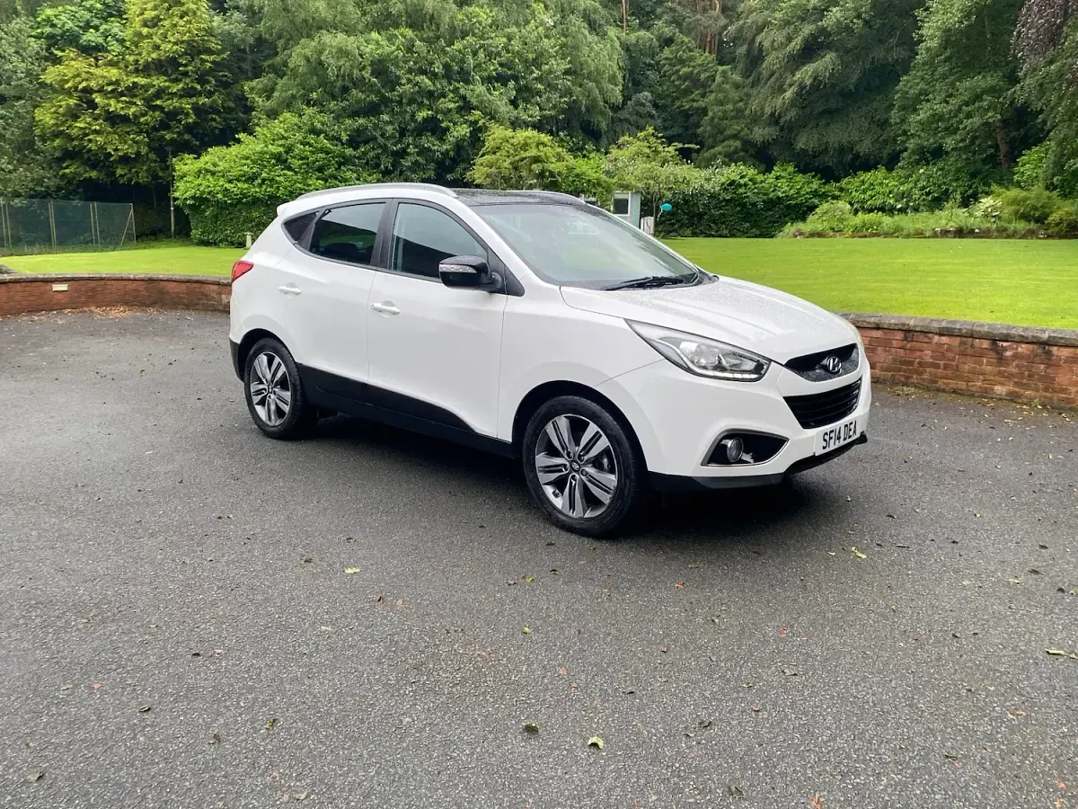 Used Hyundai ix35 GO! 115 HP (84 kW) 2014 White SUV