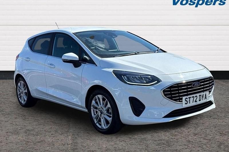 Used Ford Fiesta Titanium 125 HP (91 kW) 2023 White Hatchback