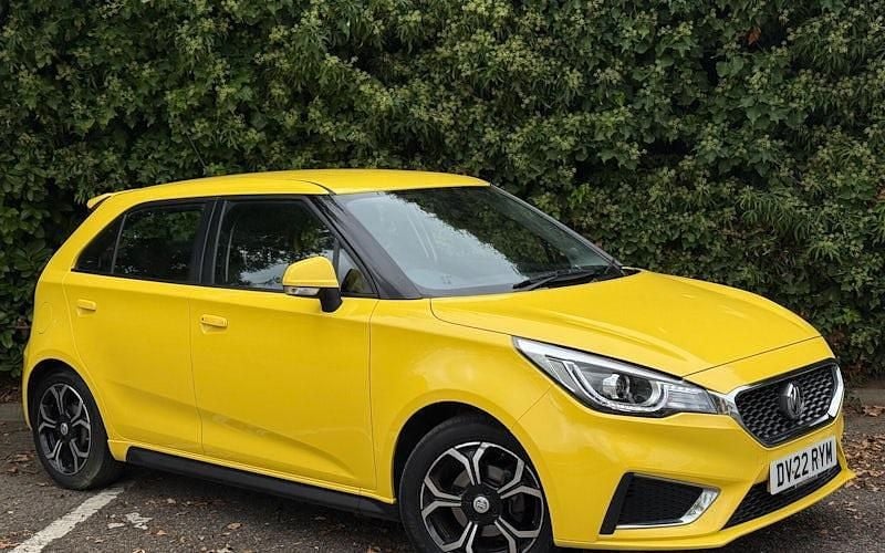 Yellow Used 2022 MG MG3 Exclusive Hatchback | £9,232 (Fair price) - Image 1/4