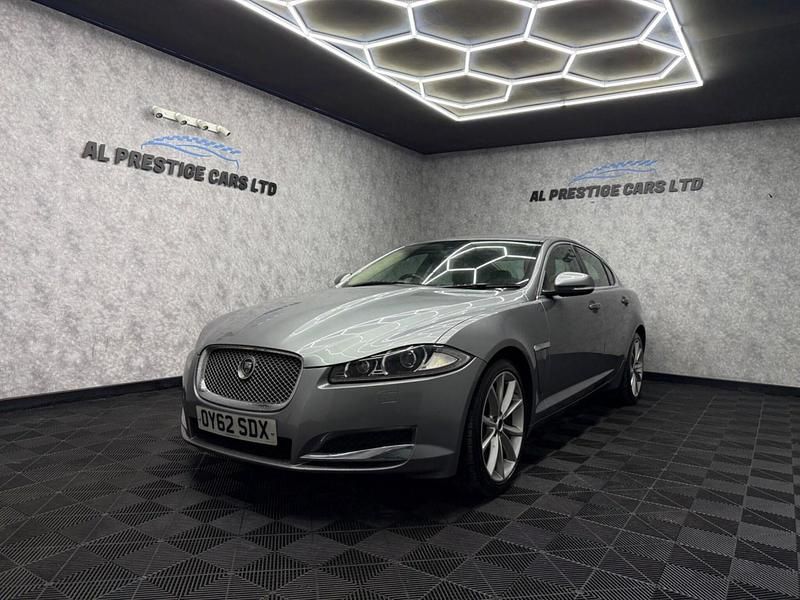 Second-hand Jaguar XF Premium Luxury 2012 Gri Berlinǎ