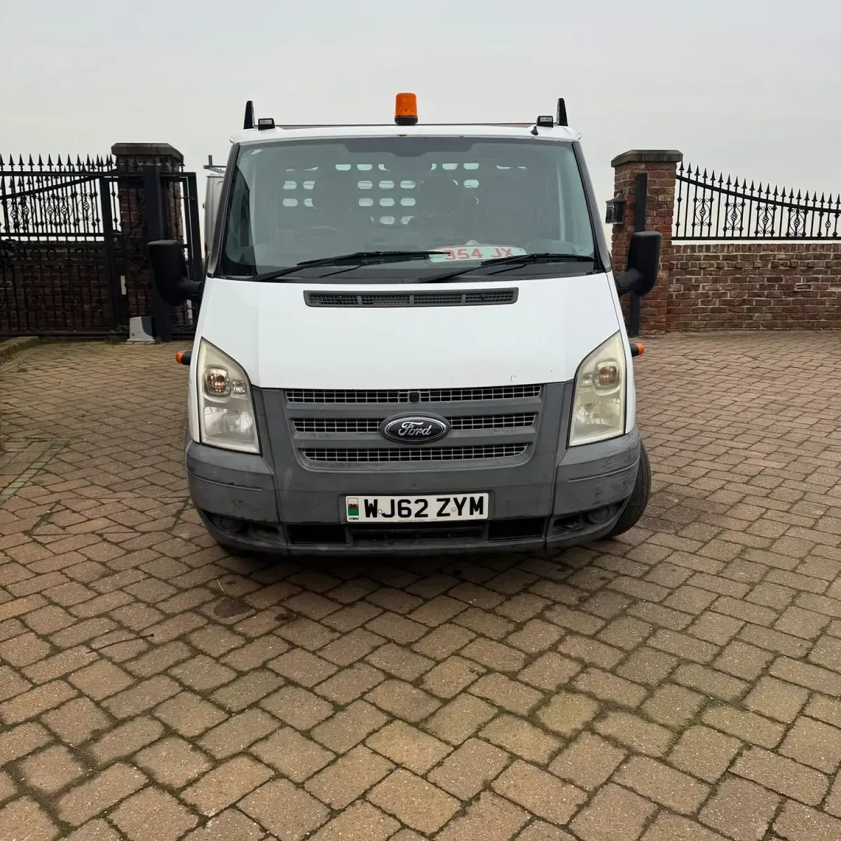 Used Ford Transit 125 HP (91 kW) 2012 White Cabriolet