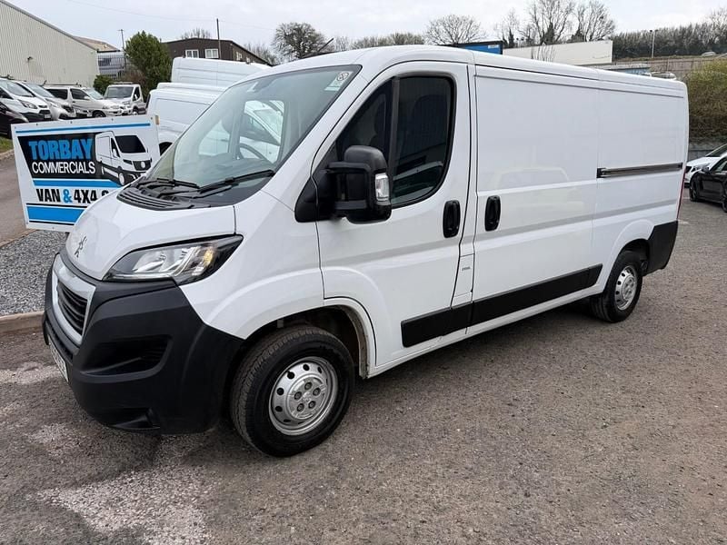 Used Peugeot Boxer S 140 HP (102 kW) 2022 White Van
