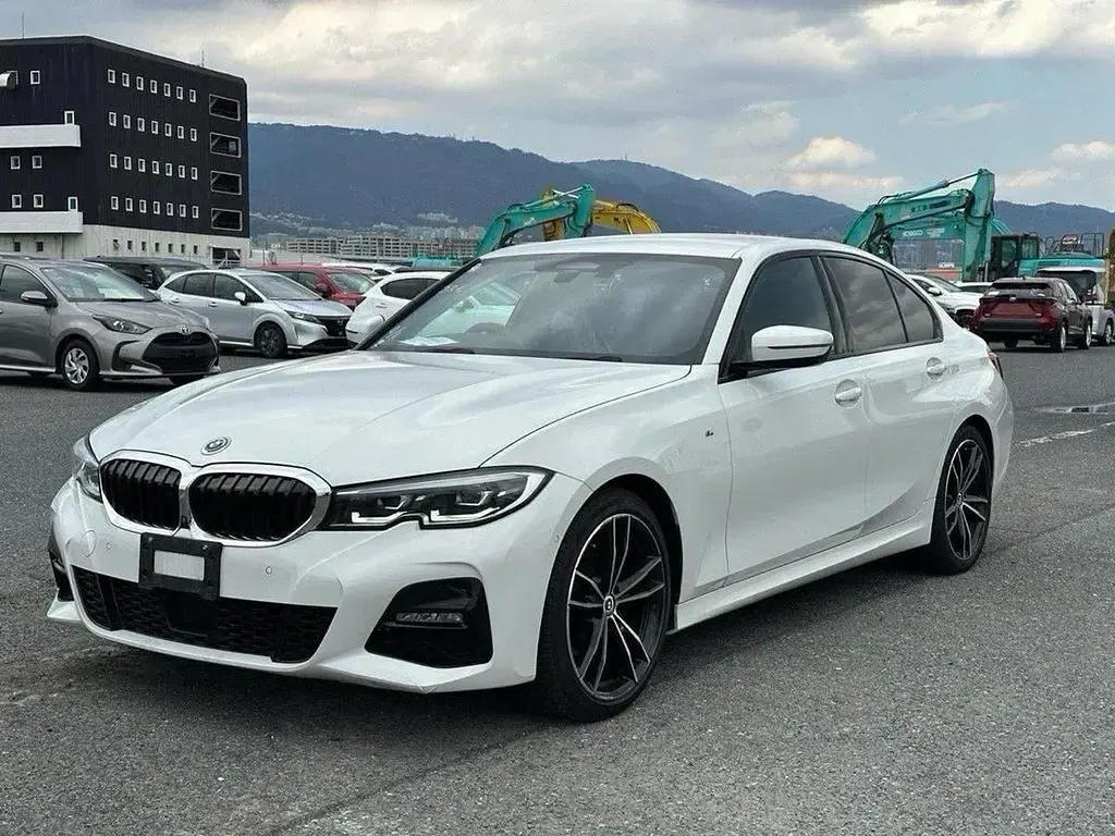 Used BMW 320 M Sport 190 HP (139 kW) 2020 White Sedan