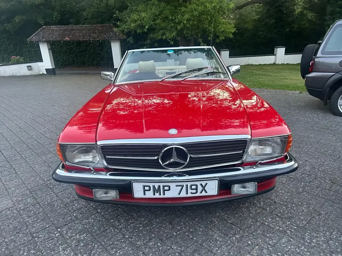 Used Mercedes SL380 1981 Red Cabriolet