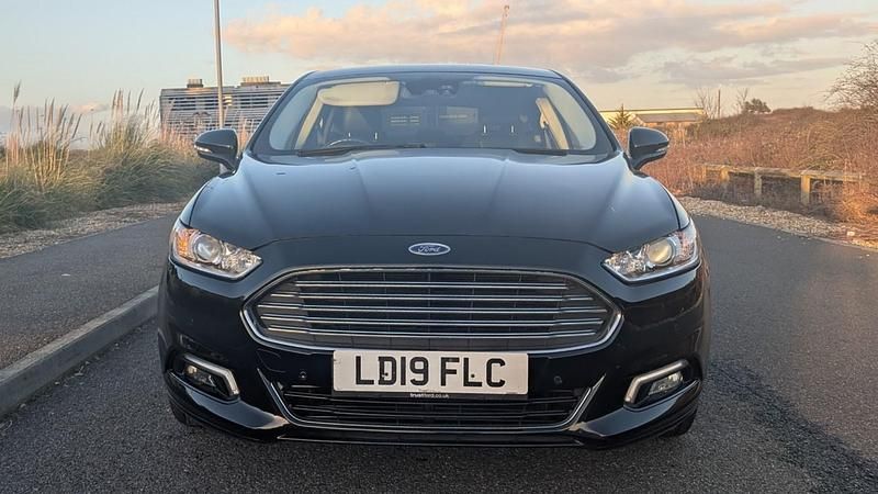 Used Ford Mondeo Titanium 165 HP (121 kW) 2019 Black Hatchback