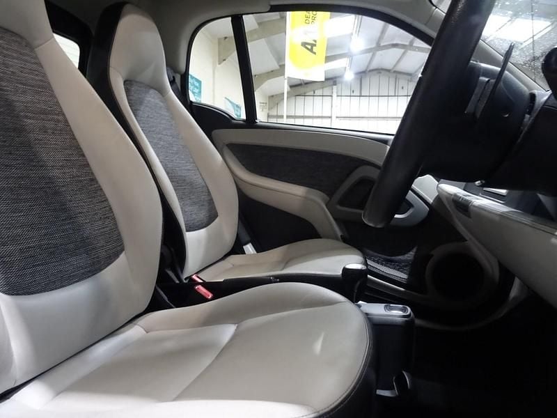 Used Smart ForTwo Coupé Passion 2014 Black Coupe