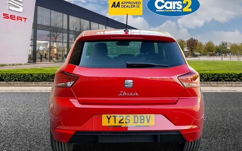 Usata Seat Ibiza XCELLENCE 116 CV (85 kW) 2025 Rosso Utilitaria