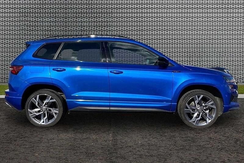 Used Skoda Karoq SportLine 110 HP (80 kW) 2024 Race blue metallic SUV