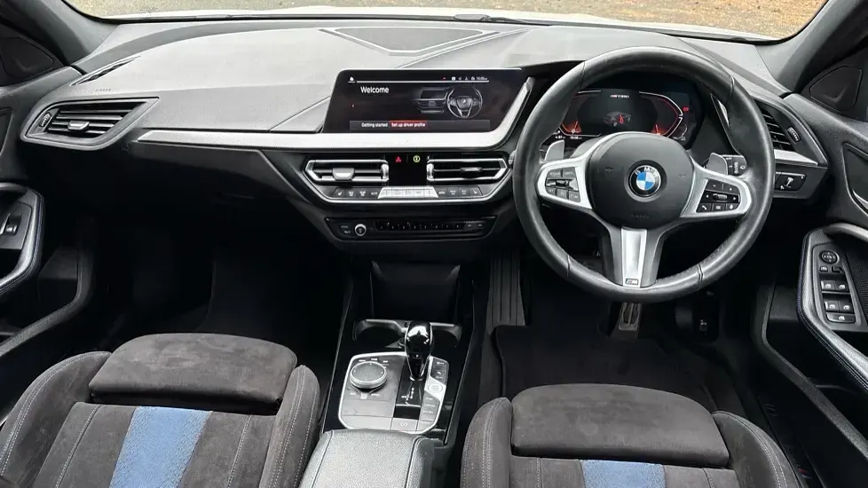 Usado BMW M135 Shadowline 302 CV (222 kW) 2024 Blanco Utilitario