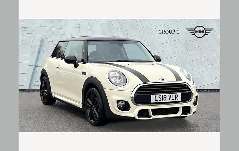 White Used 2018 Mini Cooper Hatch Hatchback | £11,475 (Good price) - Image 1/4