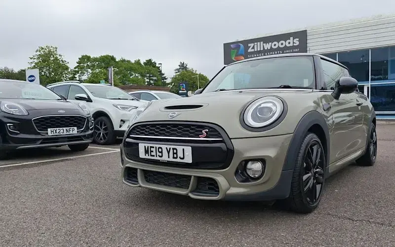 Used Mini Cooper S Sport 192 HP (141 kW) 2019 Grey Hatchback