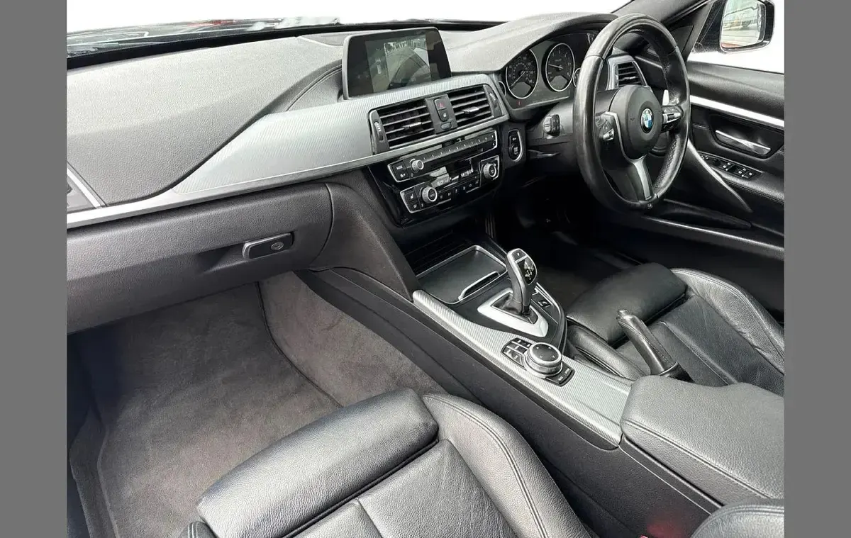 Used BMW 320 M Sport 187 HP (137 kW) 2018 Black Estate