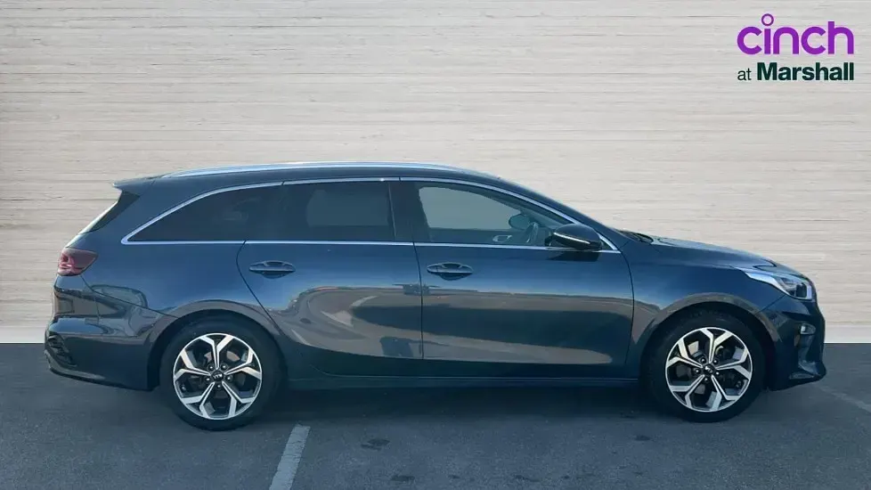 Używany Kia Ceed 138 KM (101 kW) 2019 Niebieski Hatchback
