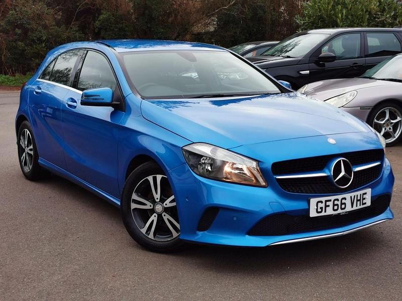 Used Mercedes A180 Executive 2016 Blue Hatchback