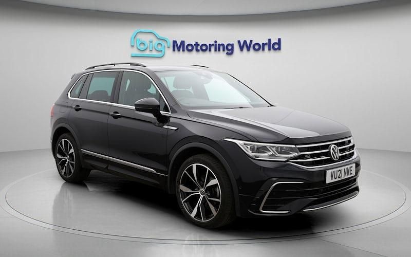 Used 2023 VW Tiguan R-line SUV | £22,200 (Good price) - Image 1/4