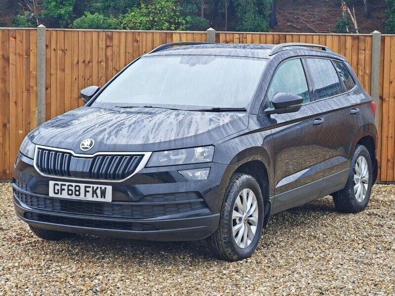 Black Used 2018 Skoda Karoq SE SUV | £10,800 (Fair price) - Image 1/4
