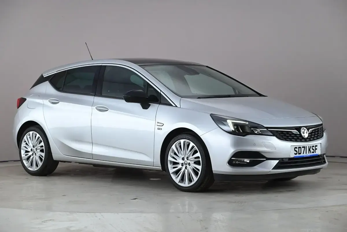 Used Vauxhall Astra Edition 145 HP (106 kW) 2021 Hatchback