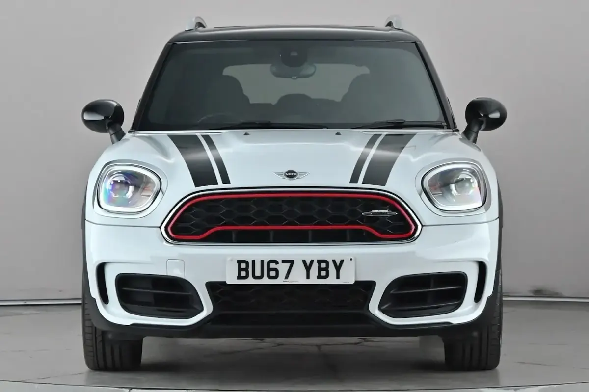 Used Mini John Cooper Works 231 HP (169 kW) 2017 White Hatchback