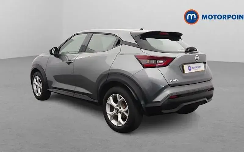 Used Nissan Juke Acenta 117 HP (86 kW) 2020 Grey SUV