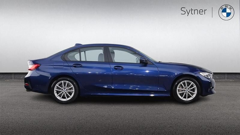 Used BMW 330e Sport Line 288 HP (211 kW) 2020 Blue