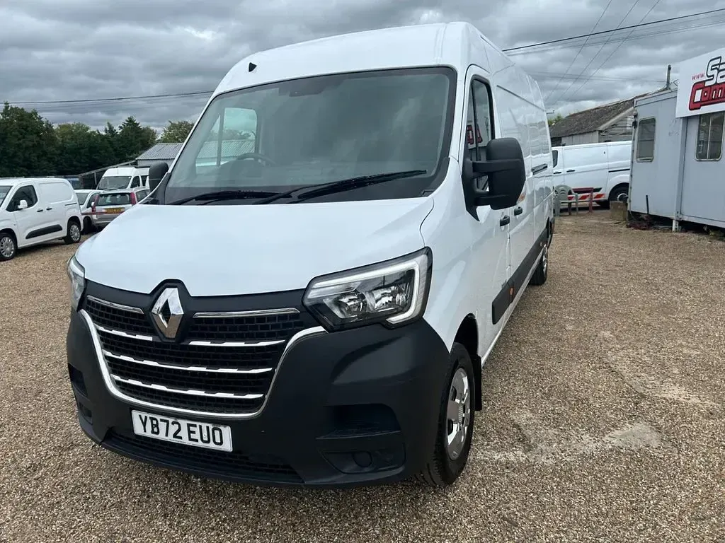 Used Renault Master Business 2023 White MPV