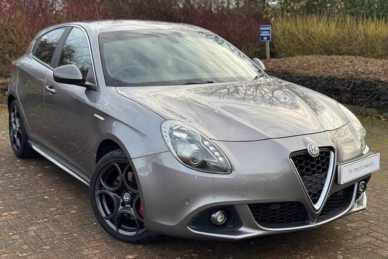 Used 2015 Alfa Romeo Giulietta Quadrifoglio Verde | £8,400 (Fair price) - Image 1/1