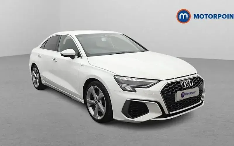 Second-hand Audi A3 S-Line 110 CP (80 kW) 2024 Berlinǎ