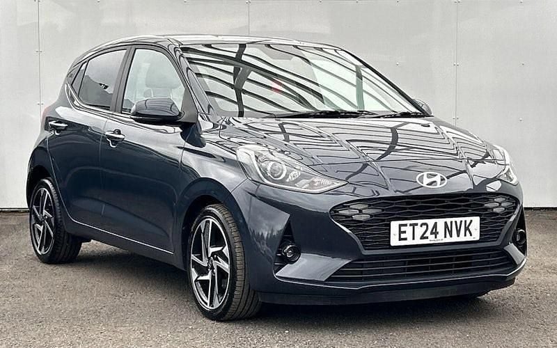 Used 2025 Hyundai i10 Premium Hatchback | £15,547 (Fair price) - Image 1/4