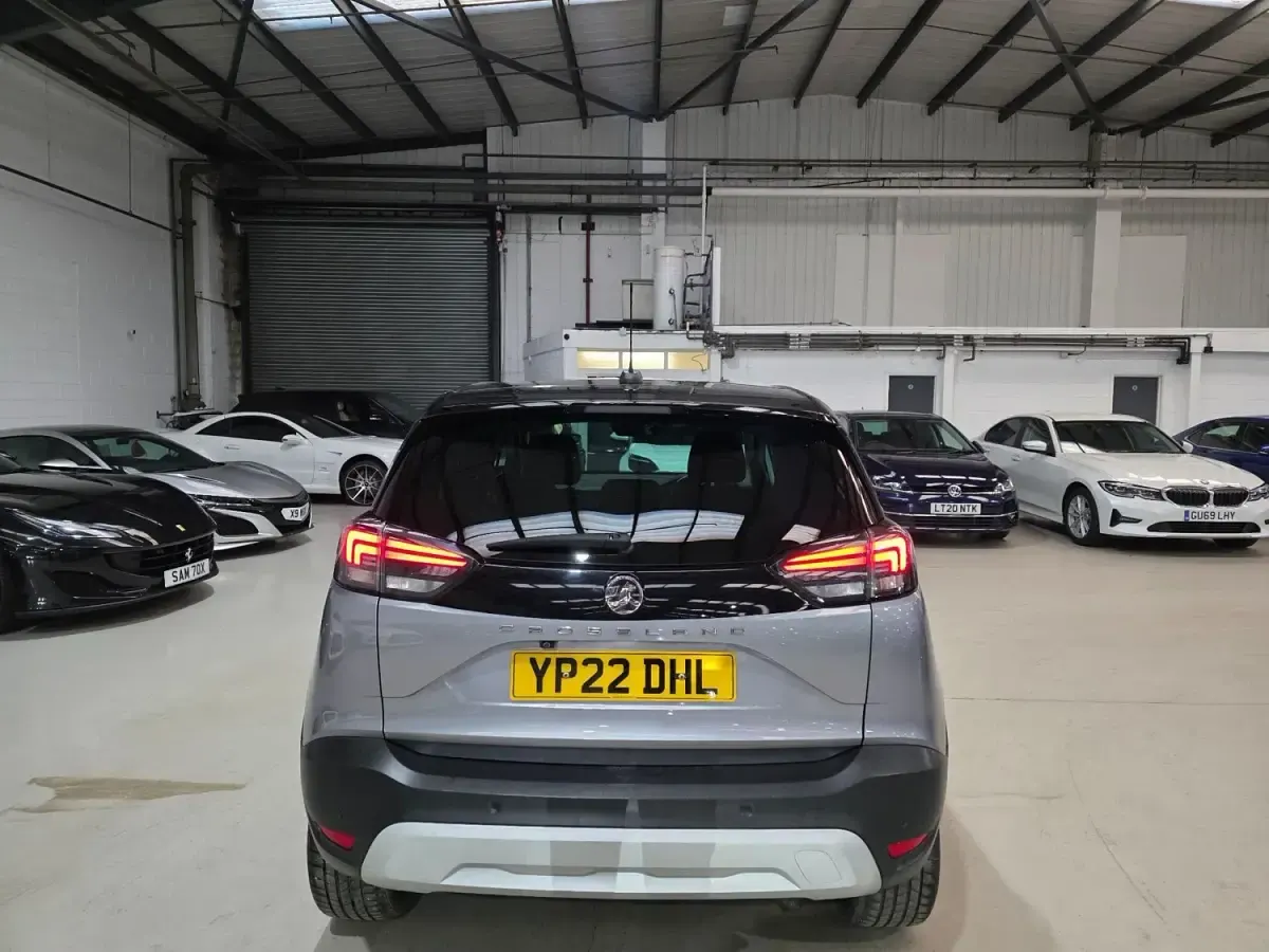 Second-hand Vauxhall Crossland Edition 120 CP (88 kW) 2022 Gri SUV