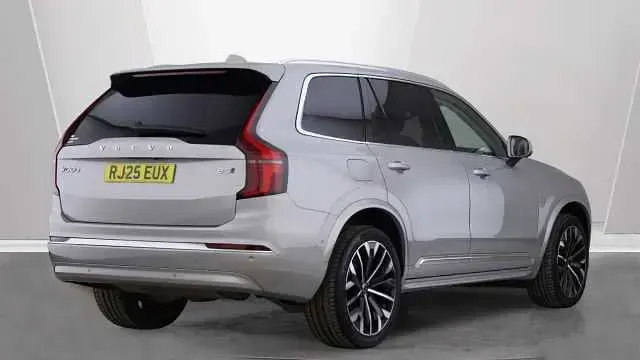 Begagnad Volvo XC90 Ultra 250 HK (183 kW) 2025 SUV