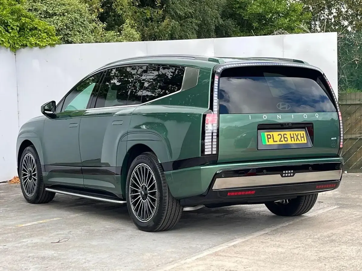 New Hyundai Ioniq 9 2026 Green SUV