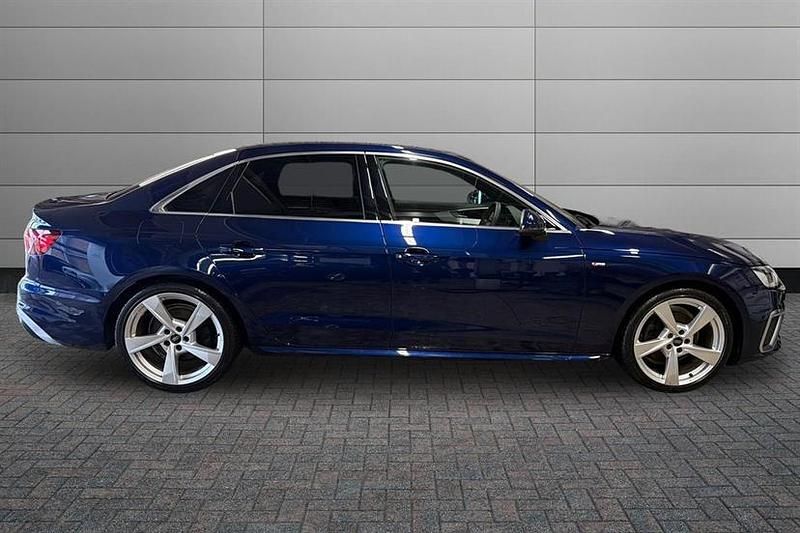 Used Audi A4 S-Line 150 HP (110 kW) 2024 Blue Sedan