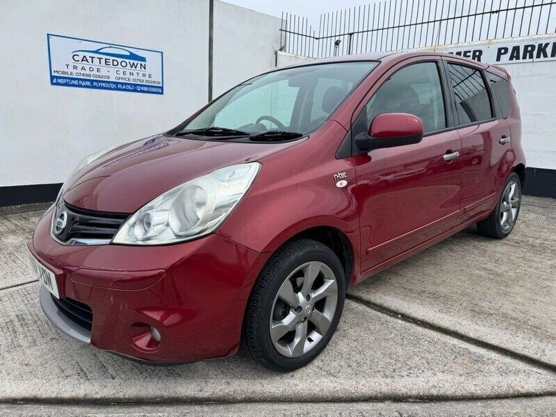 Red Used 2011 Nissan Note N-TEC MPV | £4,295 (A bit pricey) - Image 1/4