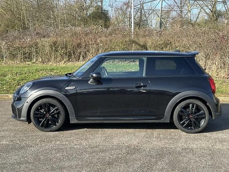 Used Mini Cooper S Hatch 178 HP (130 kW) 2021 Black Hatchback