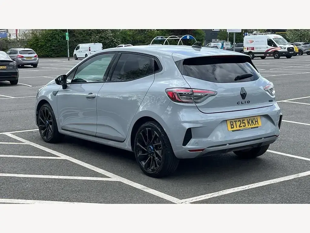 New Renault Clio Esprit Alpine 143 HP (105 kW) 2025 Metallic  ceramic grey  Hatchback