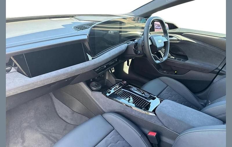 Used Audi A6 e-tron Comfort 310 kW (422 HP) 2026 Black Hatchback