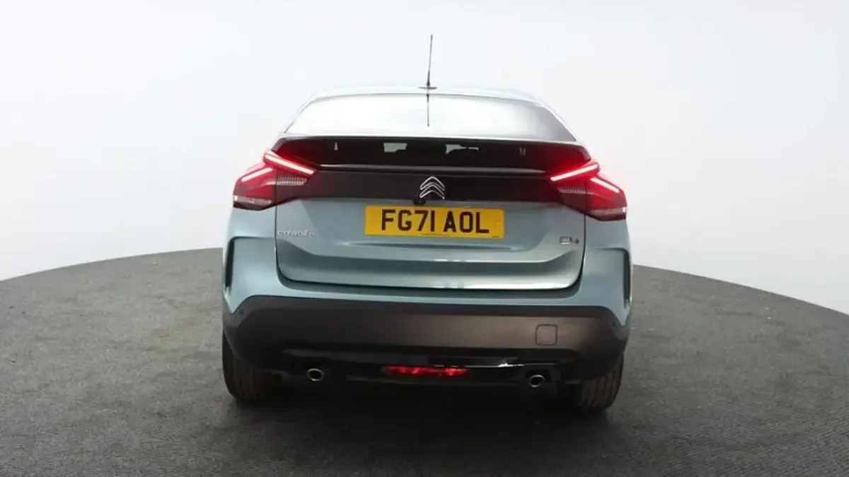 Used Citroën C4 PureTech 130 HP (95 kW) 2021 Blue Hatchback