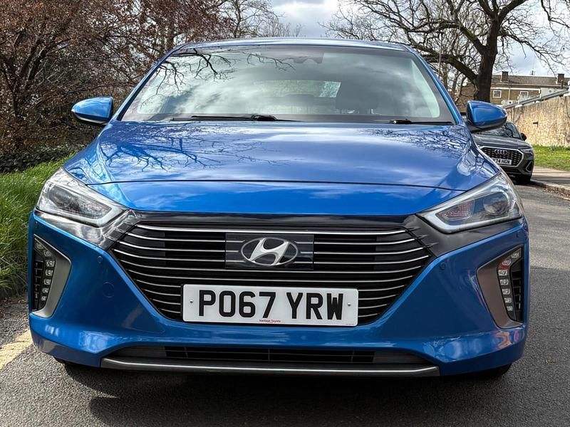 Used Hyundai Ioniq Premium 141 HP (103 kW) 2017 Blue Hatchback