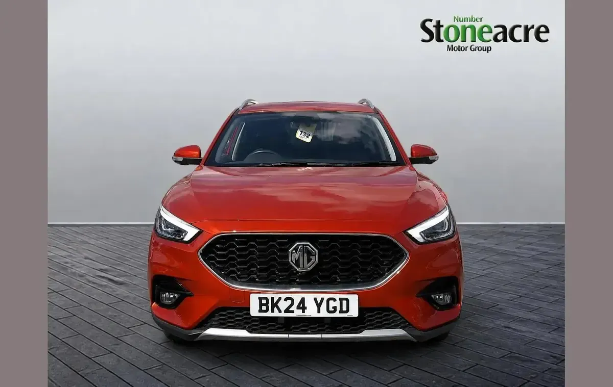 Used MG ZS Exclusive 105 HP (77 kW) 2024 Orange SUV