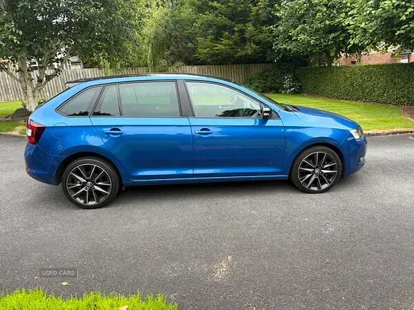 Used Skoda Rapid Sport 110 HP (80 kW) 2018 Blue Hatchback