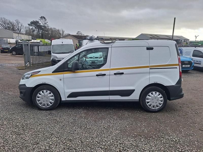 Used Ford Transit Connect 2018 White MPV