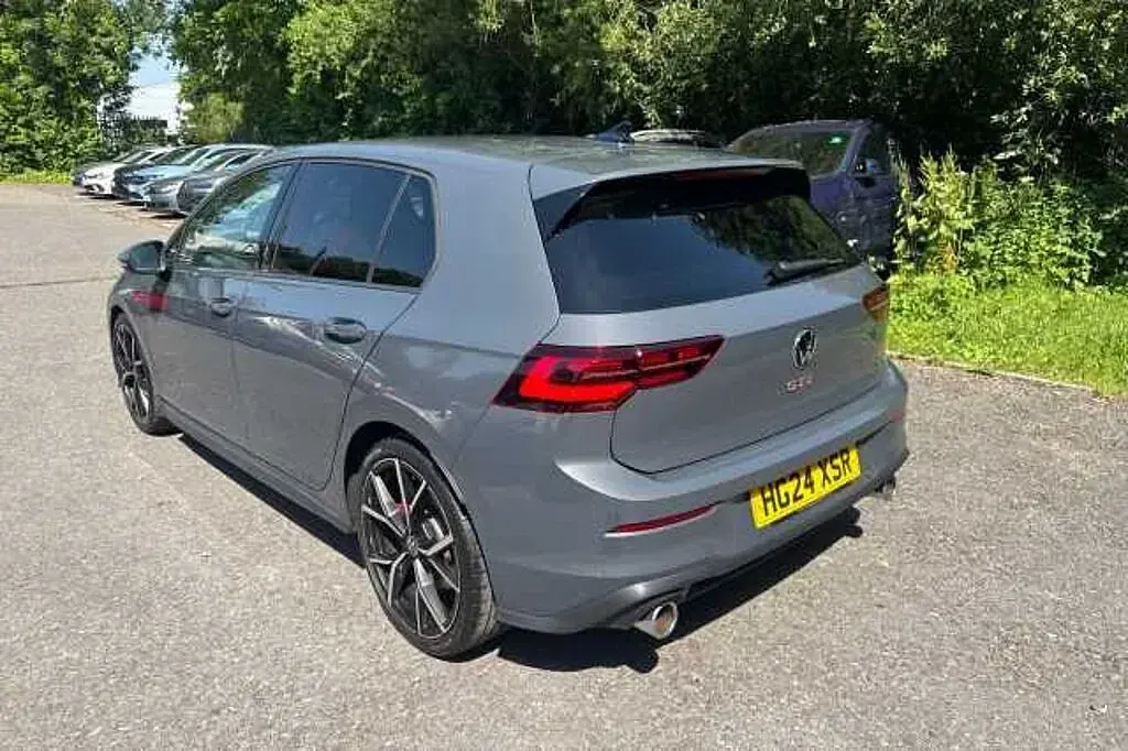 Used VW Golf VIII GTI 245 HP (180 kW) 2024